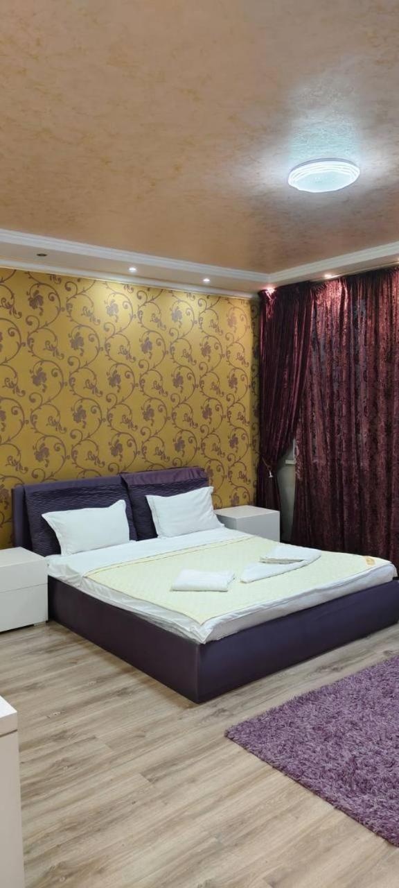 Nurly Tau 2Room Apartments Almatı Dış mekan fotoğraf