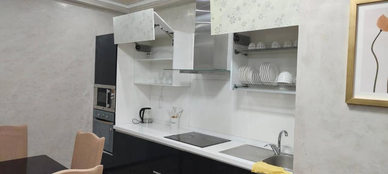 Nurly Tau 2Room Apartments Almatı Dış mekan fotoğraf